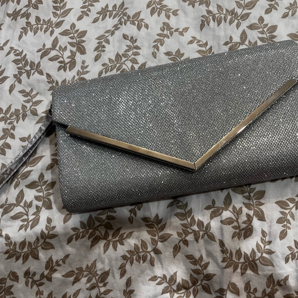 Silver clutch